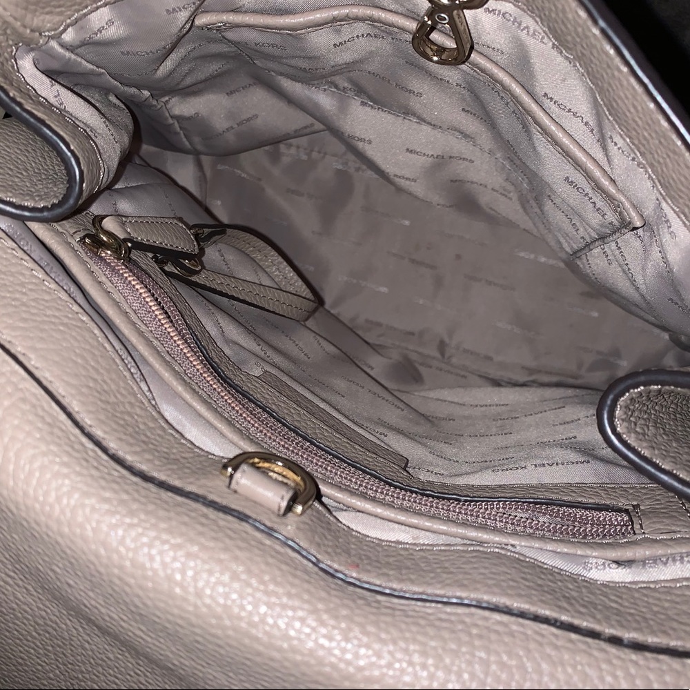 Sold***Michael Kors Addison Backpack - Picture 4 of 4